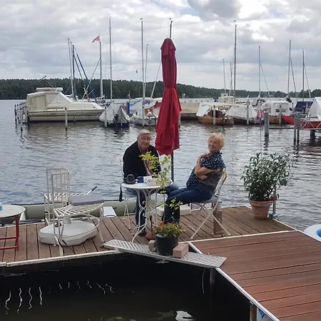 شقة Dachgeschosswohnung Im Haus Am Von Berlin
