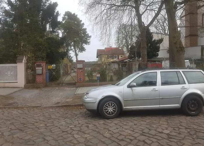 דירה Dachgeschosswohnung Im Haus Am Von Berlin צוייטן